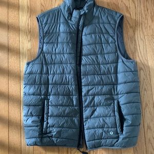 Gray mens vest - size medium